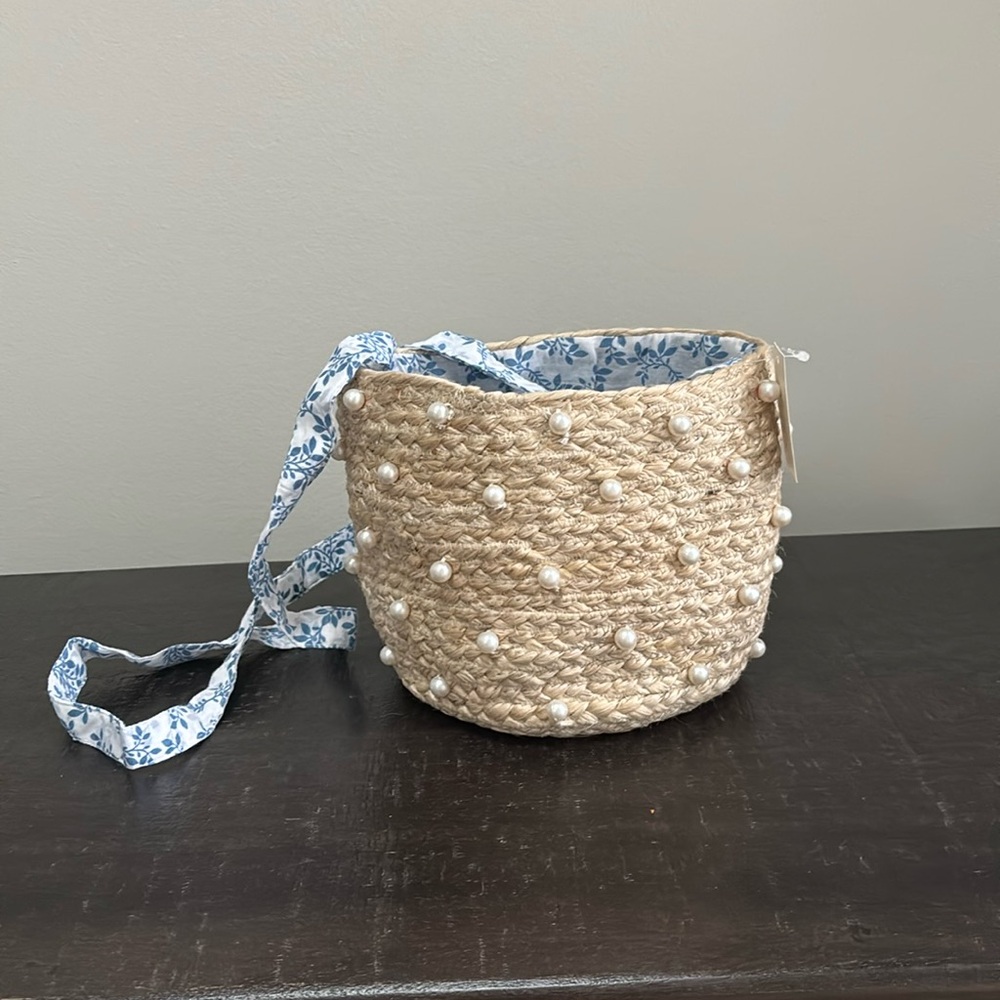Pearl Bucket Bag
